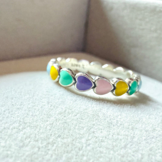 Anillo Corazones arcoíris